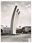 Berlin (524 visits) Berlin - Tempelhof, Luftbrücken-Denkmal Historisches Foto: Berlin